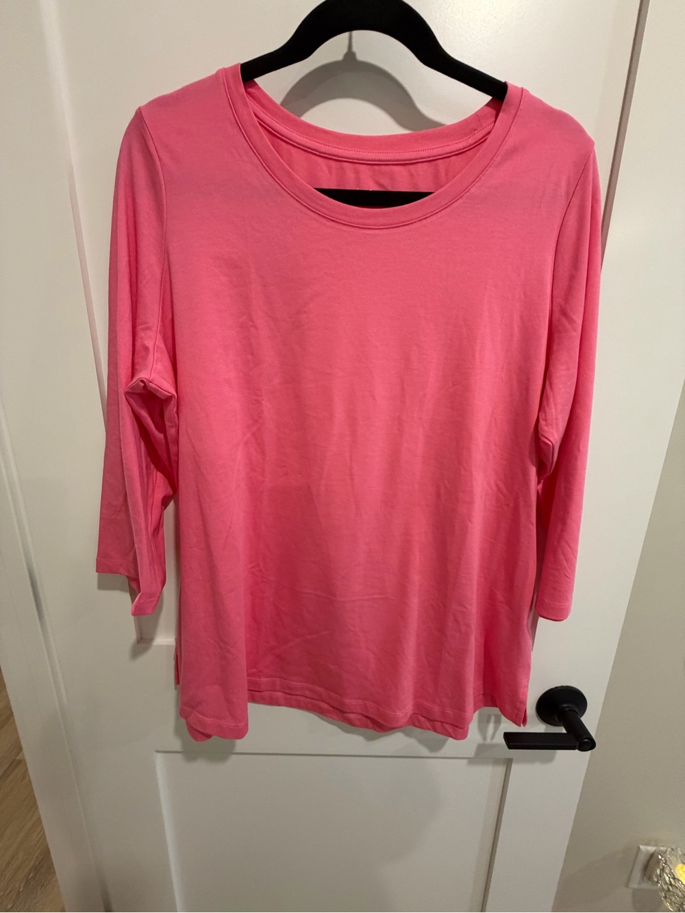 Belle by Kim Gravel Bright Pink Long-Sleeve Crewneck Top NWOT
